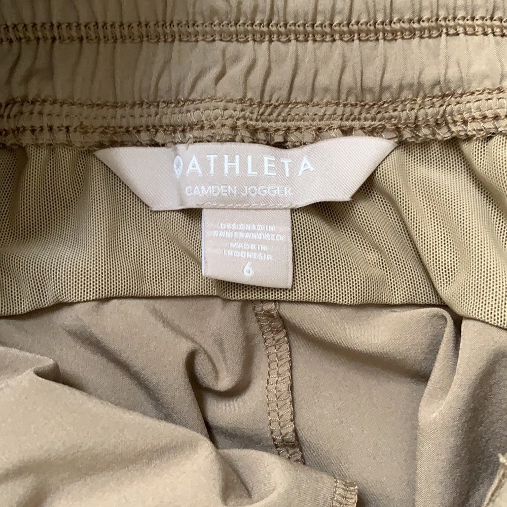 NWOT Athleta Camden Jogger - Picture 3 of 3